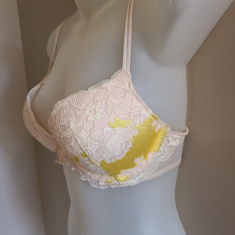 Victoria's Secret Push-Up Bra